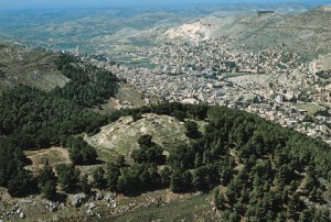 Picture of the landscape where Gerizim was.